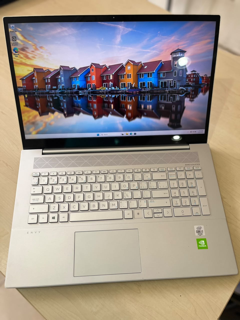 Hp Envy 17 silver